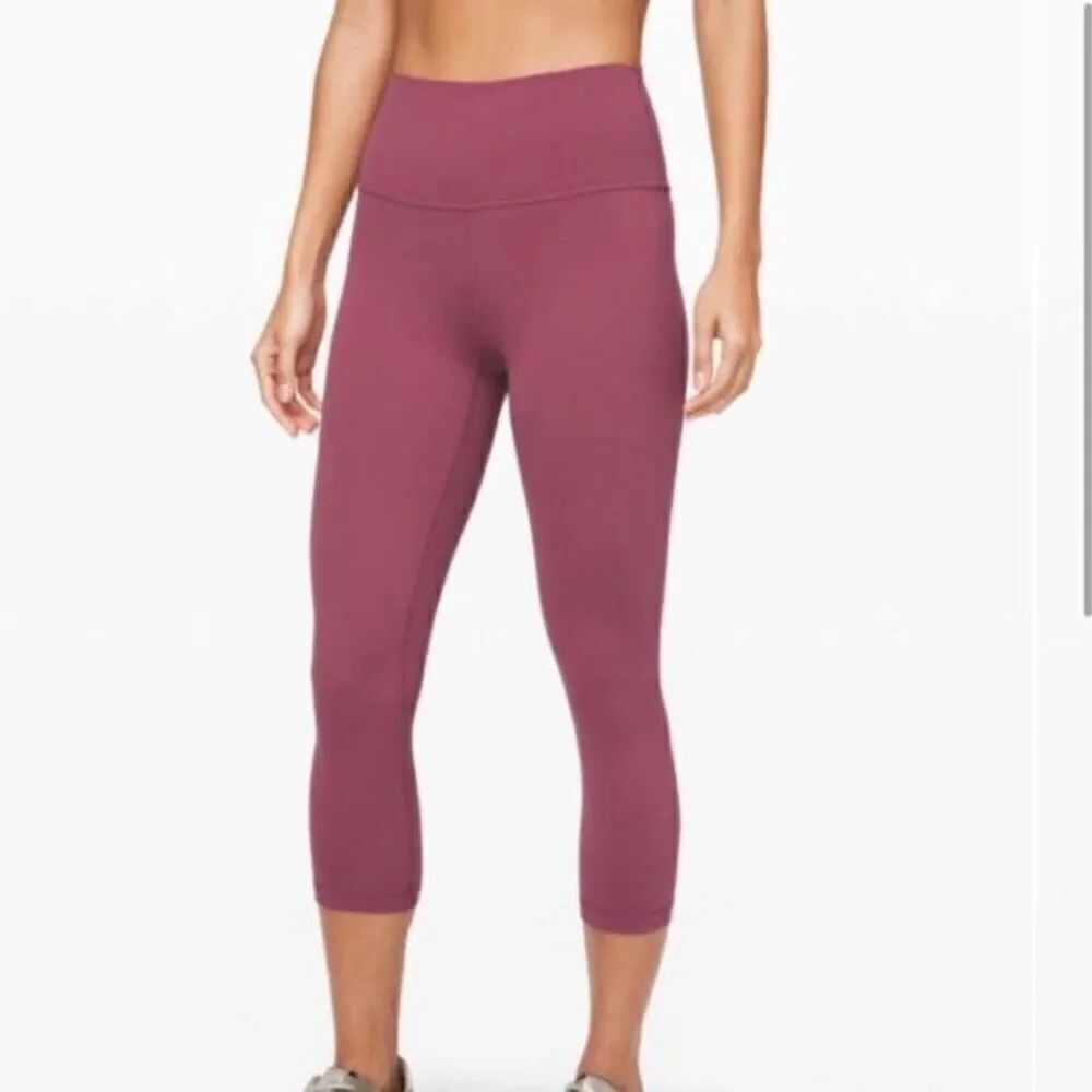 Lululemon 2 align 21” crop in Plumful